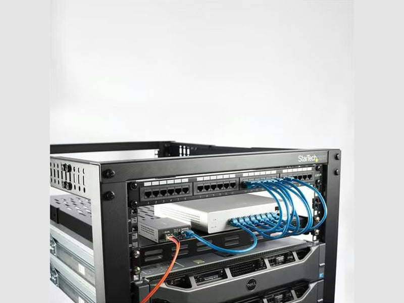 StarTech Gigabit Ethernet Fiber Media Converter - Compact - 850nm MM LC - 550m