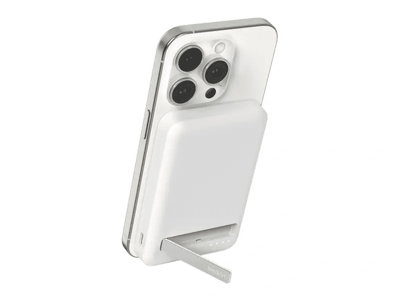 Belkin BPD006BTWH BoostCharge Pro Magnetic Power Bank with Qi2 15W