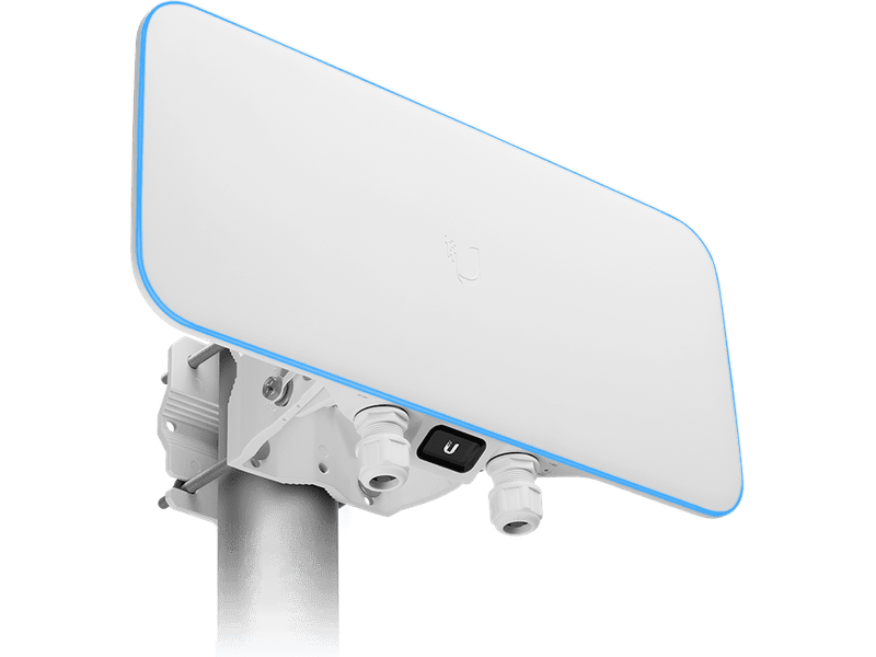 Ubiquiti UniFi XG BaseStation - 1,500 Client Capacity, 10 Gbps, Beam-Forming IP67 Wi-Fi BaseStation