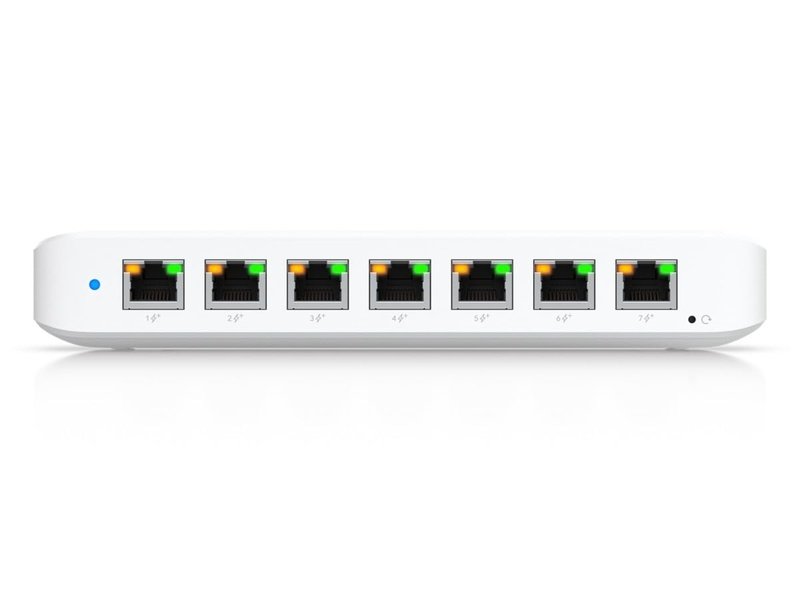 Ubiquiti Ultra 42W Compact Layer 2 8-port GbE PoE Switch