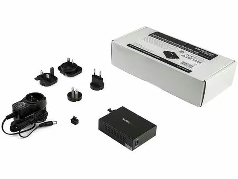 StarTech Gigabit Ethernet Fiber Media Converter - Compact - 850nm MM LC - 550m