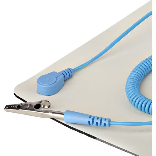 StarTech 23x47in Anti Static Mat, ESD Mat for Electronics Repair on Table or Desk, Flexible Work Pad, Detachable Grounding Wire