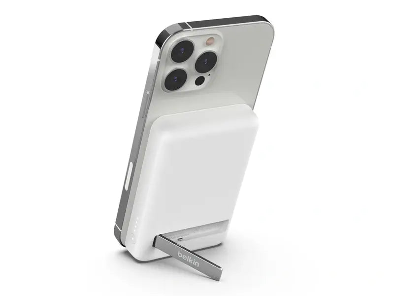 Belkin BPD004BTWT BoostCharge Magnetic Wireless Power Bank 5K + Stand