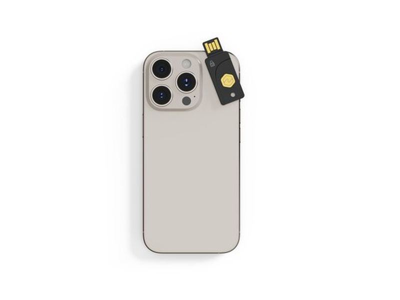 Kensington VeriMark NFC+ Security Key USB-A K64738WW