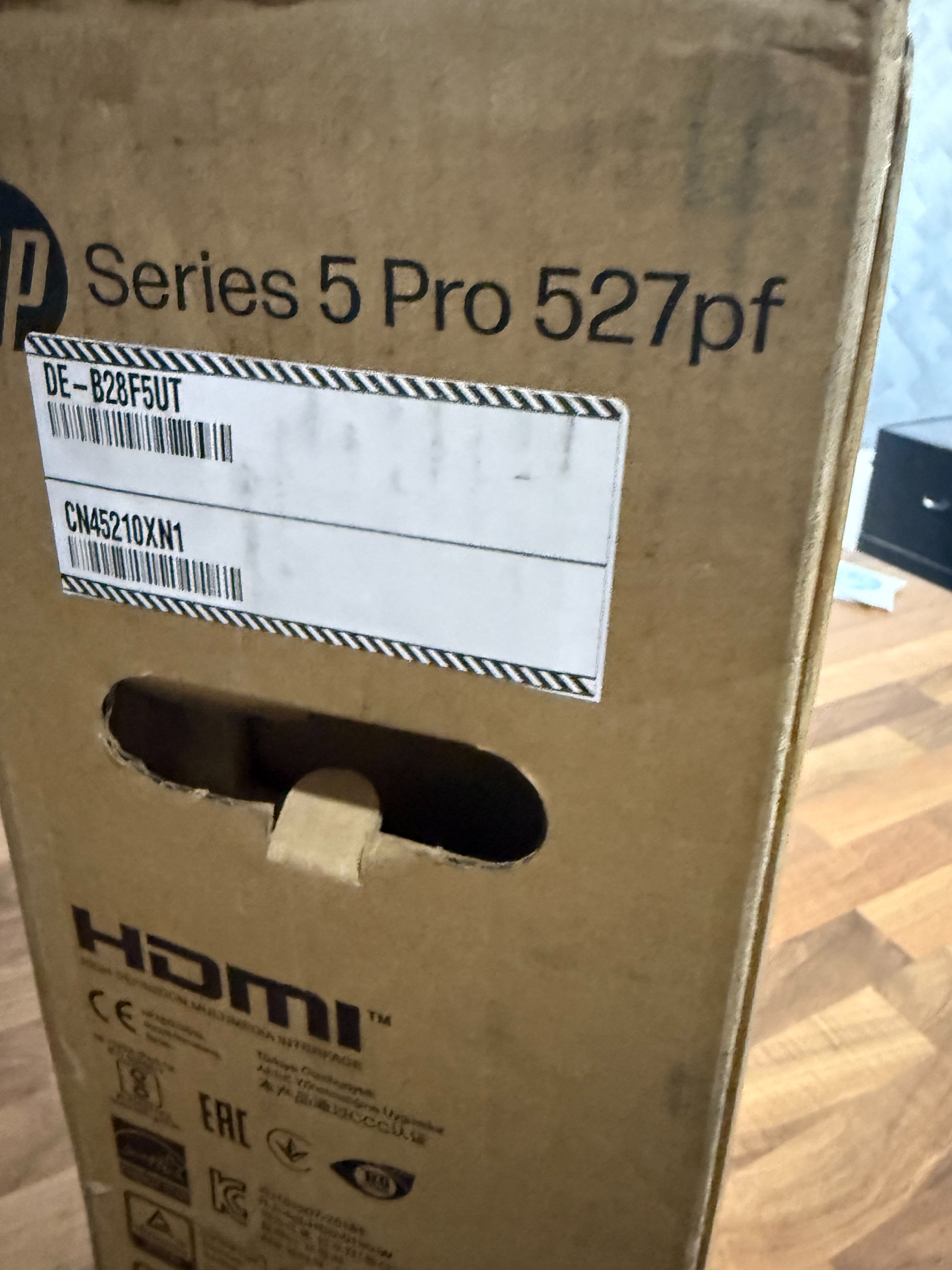 HP Series 5 Pro 27 inch FHD Monitor - 527pf DEMO